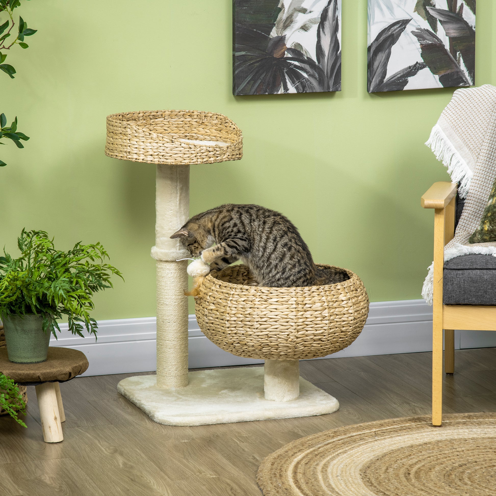 Cat Scratching Tree 2-Level Height 72 cm Sisal Post with Hideaway and Platform 1 Suspended Ball Beige